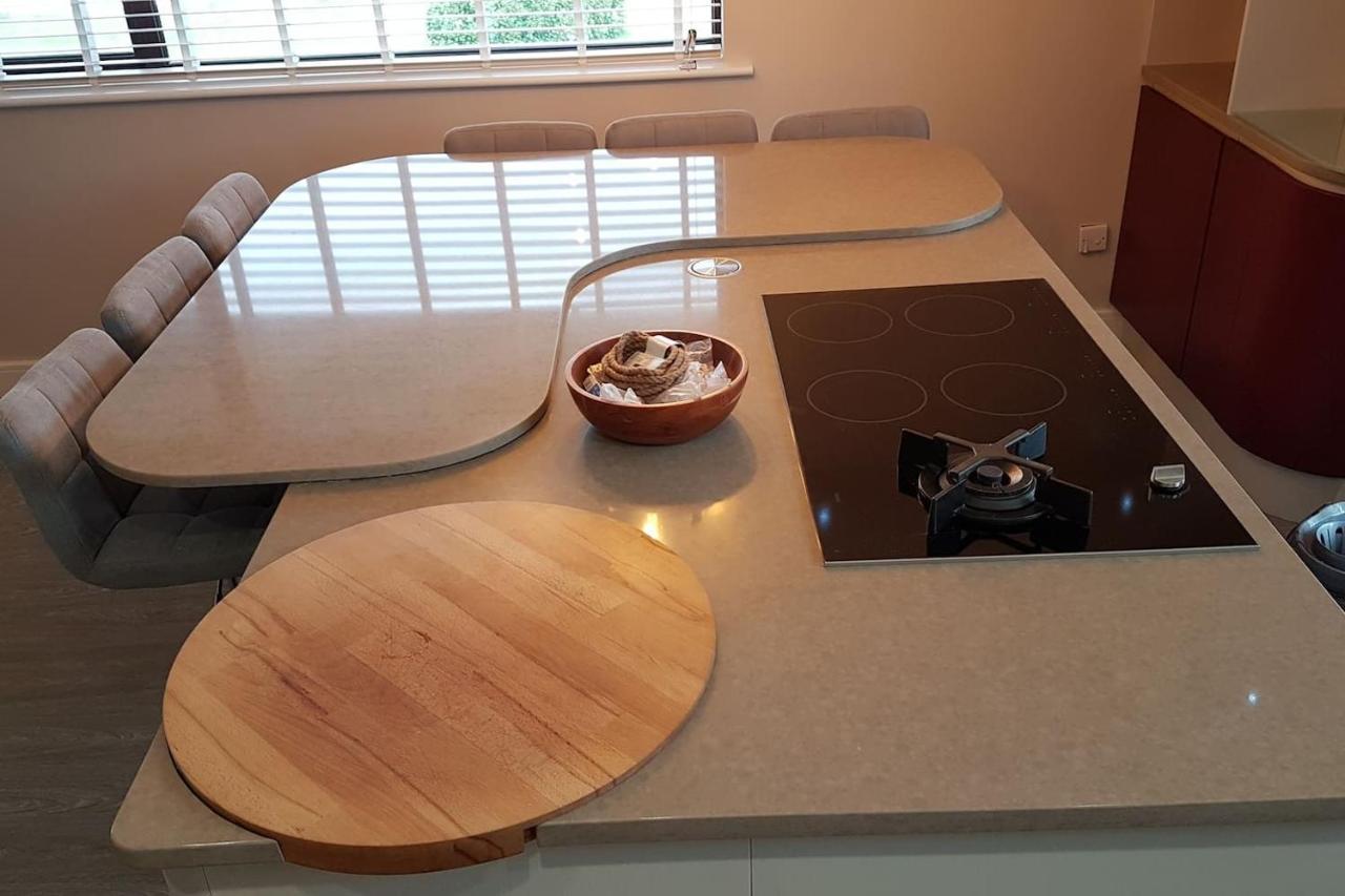 3 Bedroom Sea View House Ll31 Deganwy