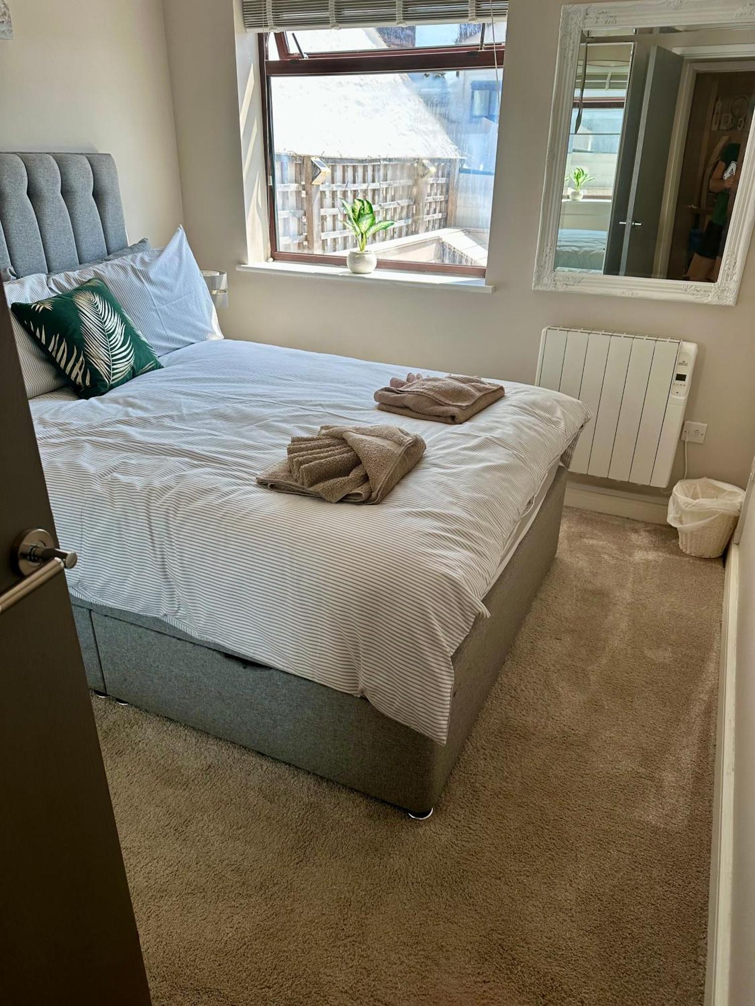3 Bedroom Sea View House Ll31 Holiday home *