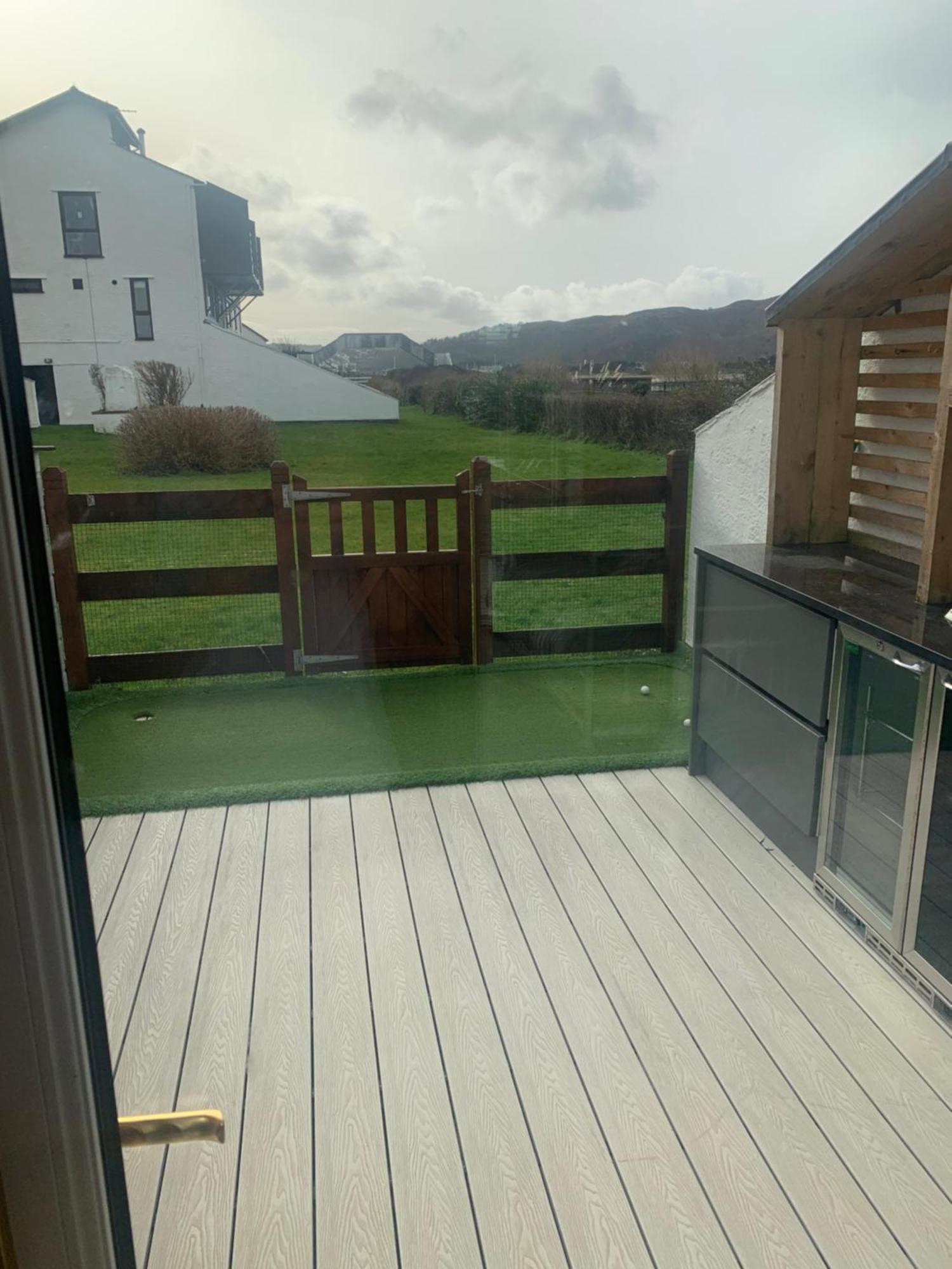Holiday home 3 Bedroom Sea View House Ll31 *